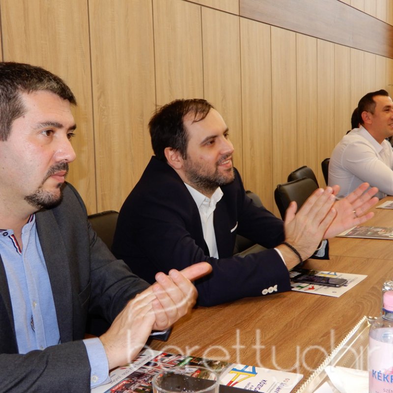 HURO Közigazgatási híd 21